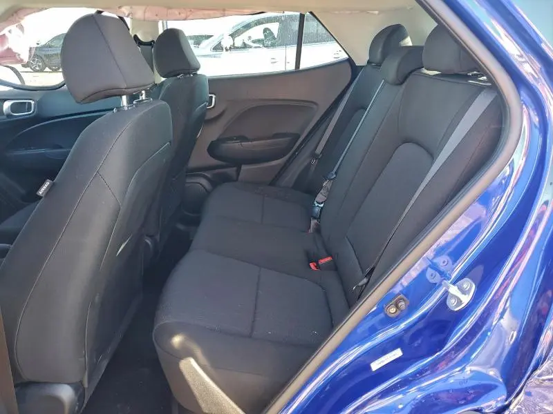 2025 HYUNDAI VENUE SE  