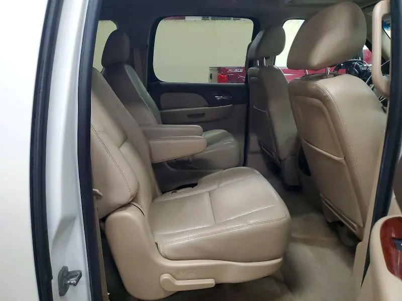 2014 CHEVROLET SUBURBAN K1500 LTZ  