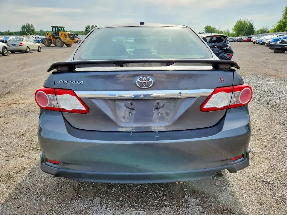 2011 TOYOTA COROLLA S  