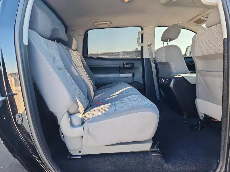 2013 TOYOTA TUNDRA CREWMAX SR5  