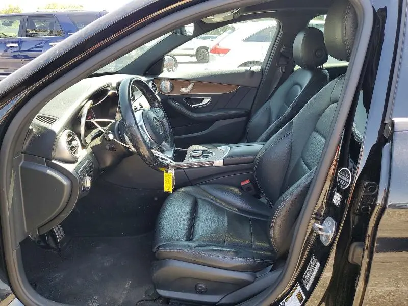 2019 MERCEDES-BENZ C 300  