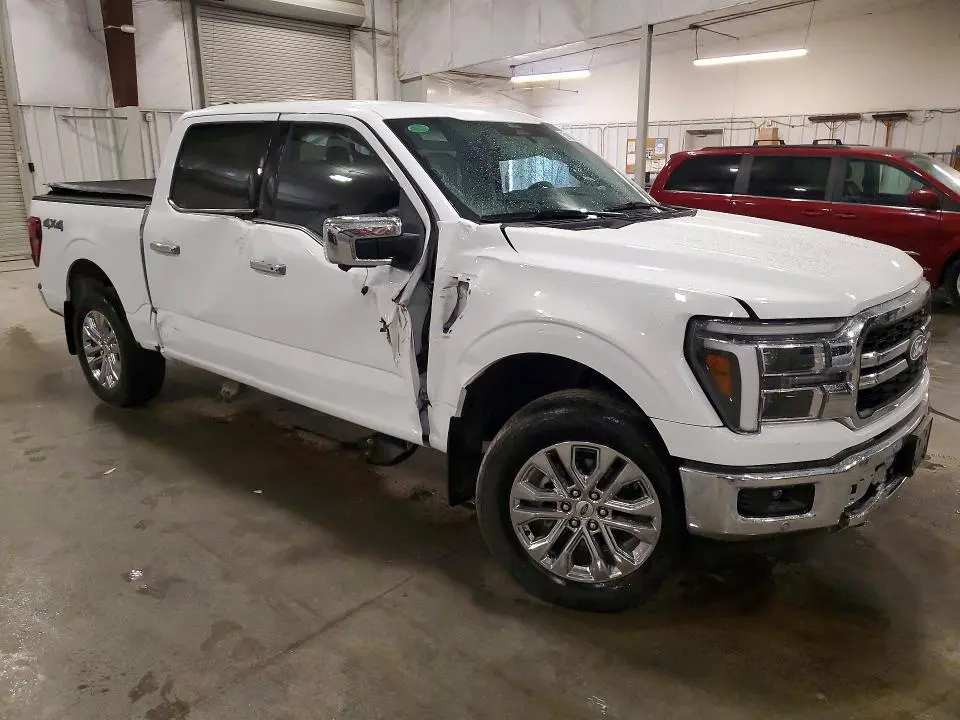 2025 FORD F150 LARIAT  