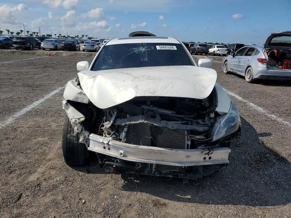 2013 INFINITI M37 X  