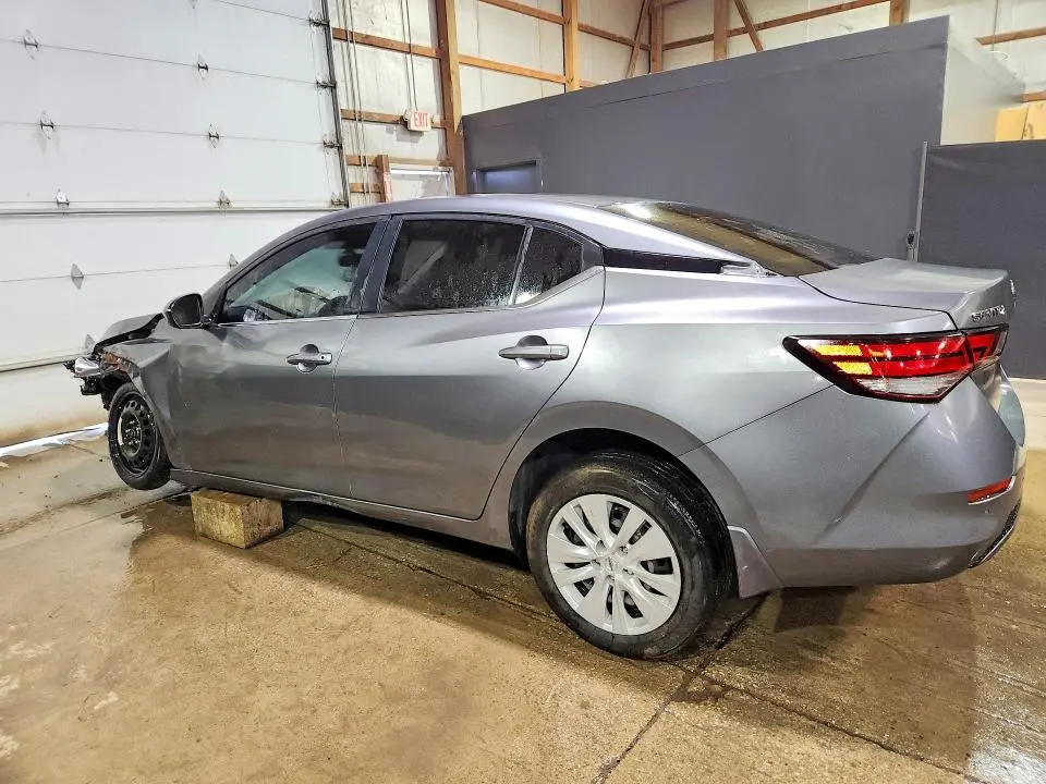 2022 NISSAN SENTRA S  