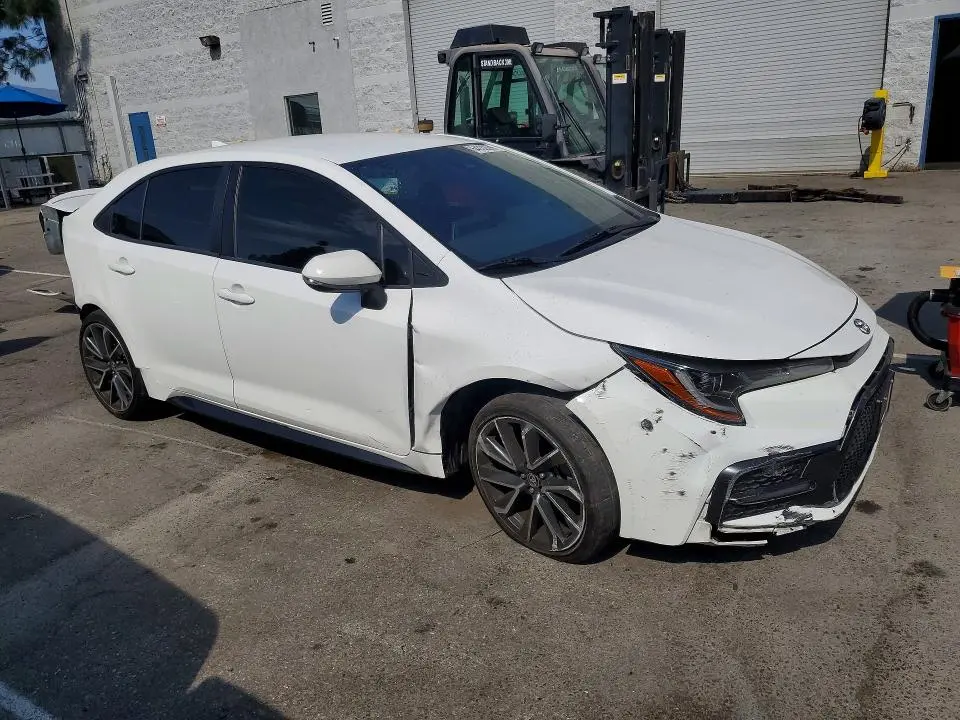 2021 TOYOTA COROLLA SE  