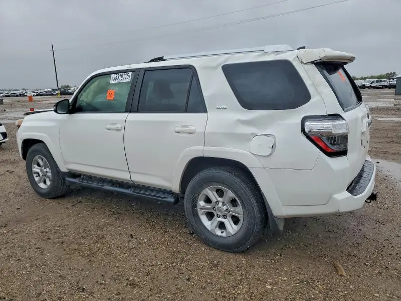 2016 TOYOTA 4RUNNER SR5  