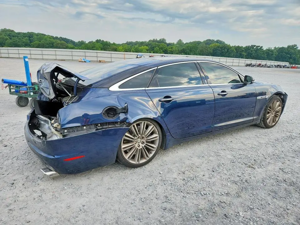2011 JAGUAR XJL SUPERCHARGED  