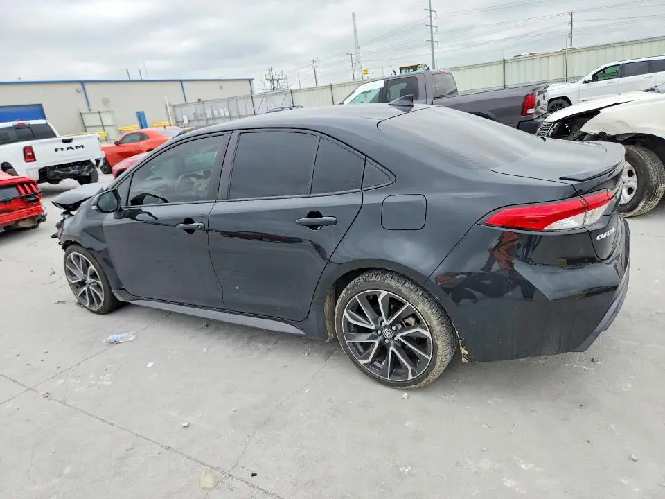 2021 TOYOTA COROLLA SE  