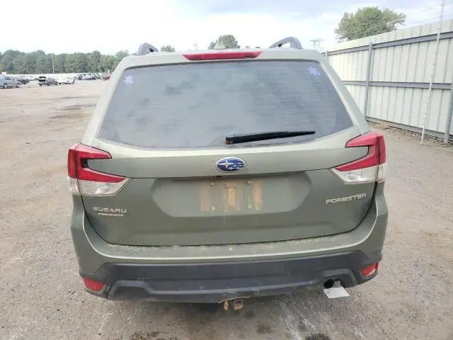 2021 SUBARU FORESTER   