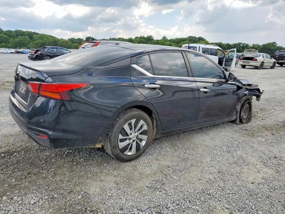 2020 NISSAN ALTIMA S  