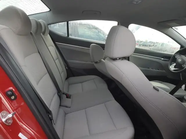 2019 HYUNDAI ELANTRA SE  