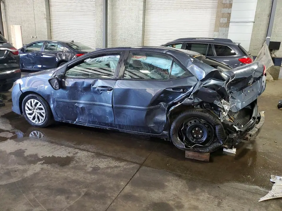 2019 TOYOTA COROLLA LE  