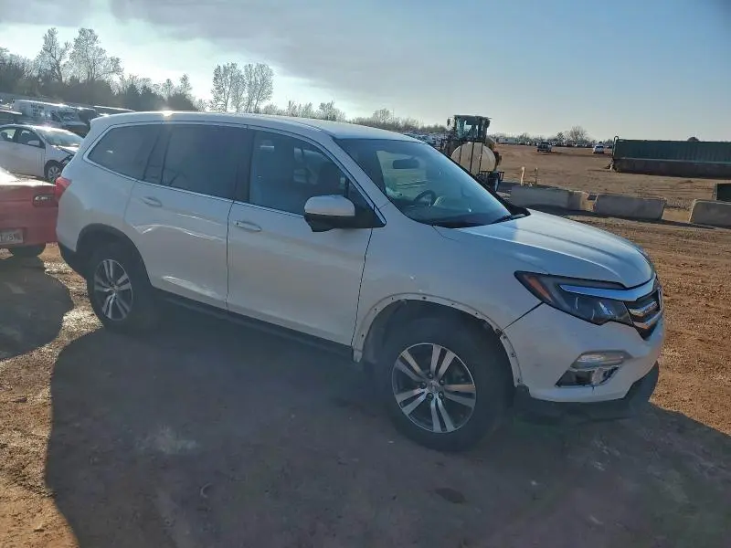 2017 HONDA PILOT EX  