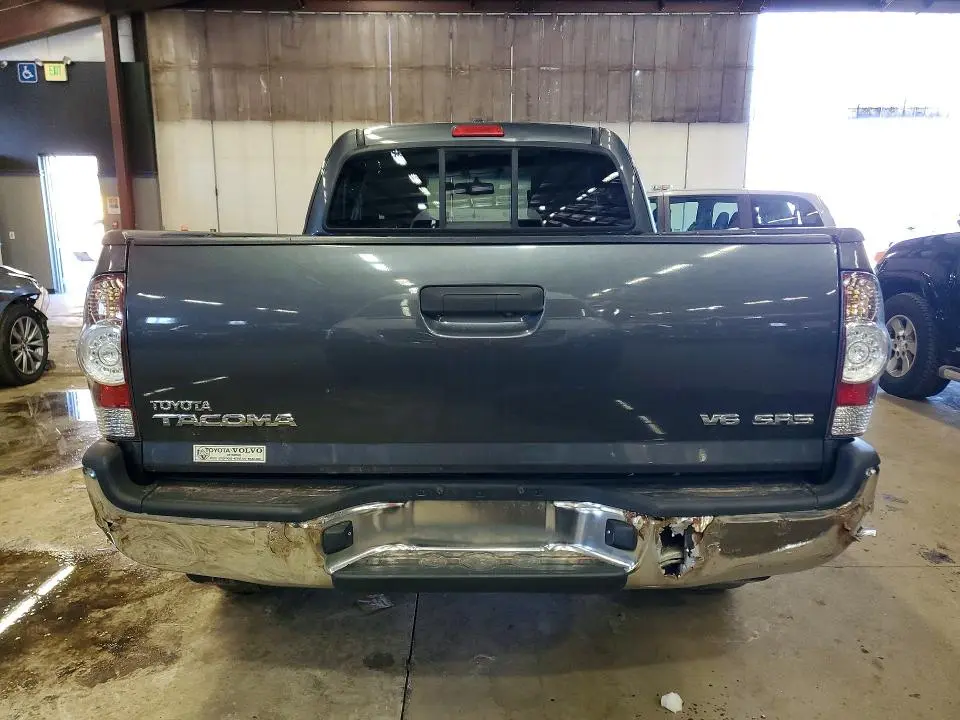 2010 TOYOTA TACOMA V6  