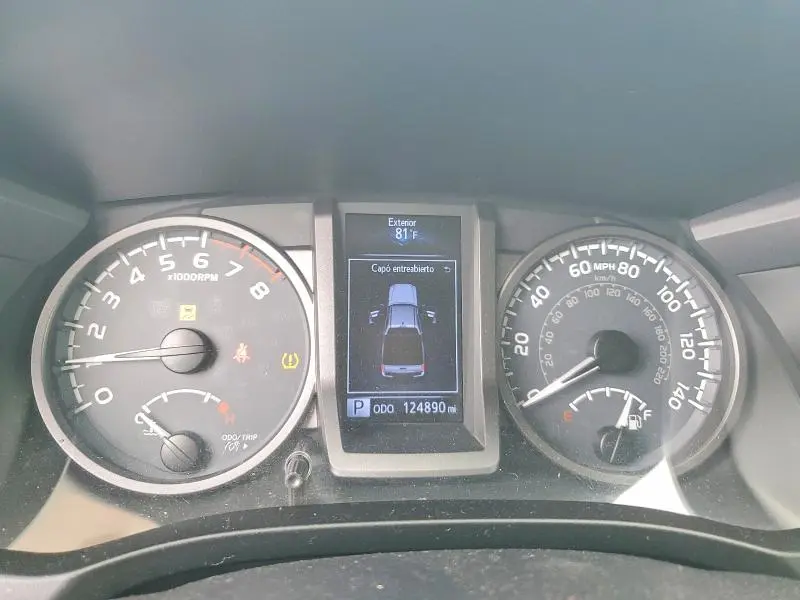 2017 TOYOTA TACOMA   