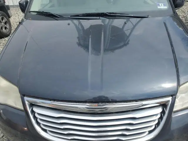 2013 CHRYSLER TOWN & COUNTRY TOURING  