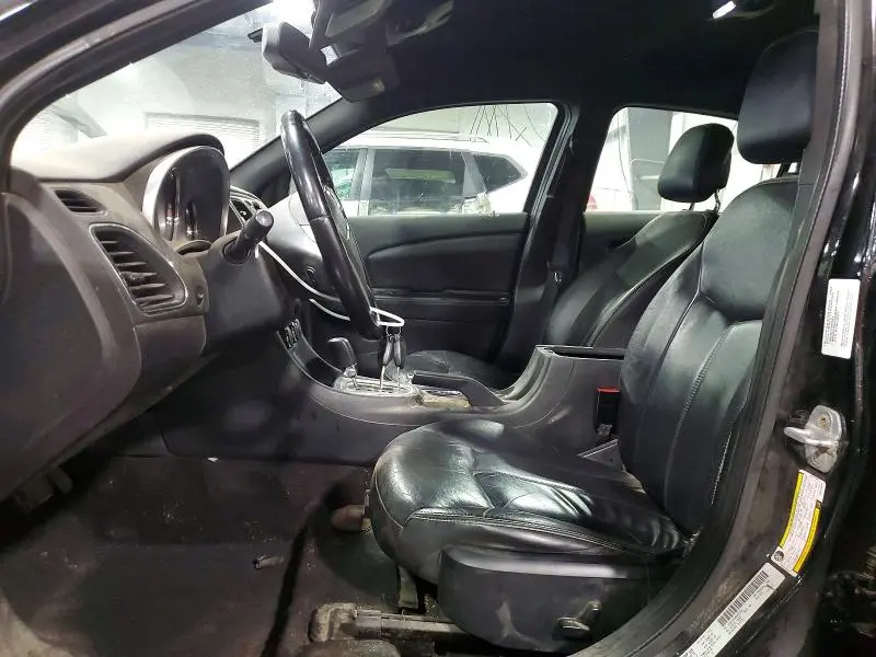 2011 CHRYSLER 200 LIMITED  
