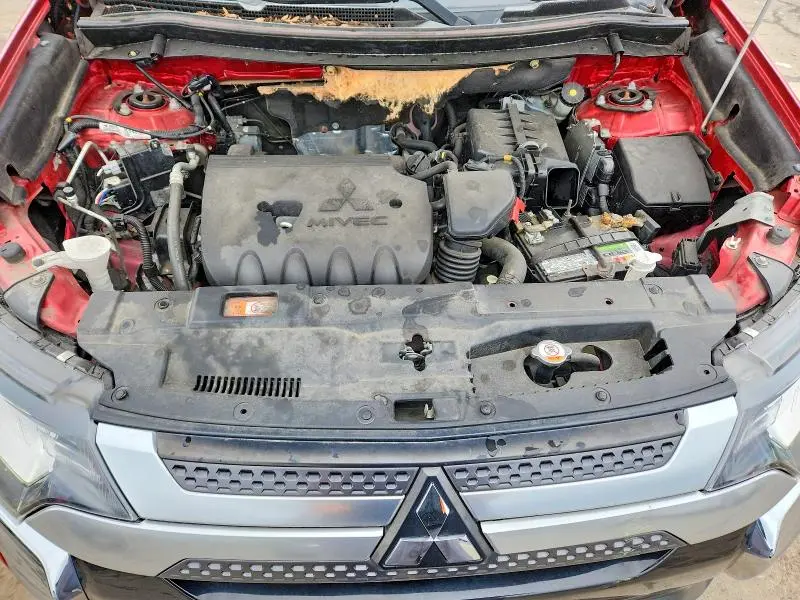 2019 MITSUBISHI OUTLANDER SE  