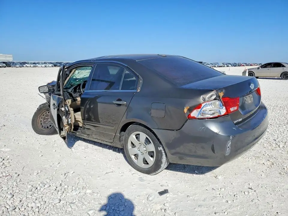 2010 KIA OPTIMA LX  