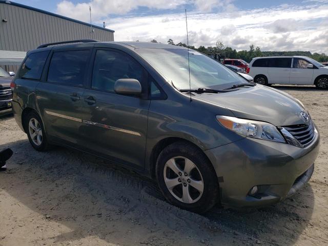 2012 TOYOTA SIENNA LE