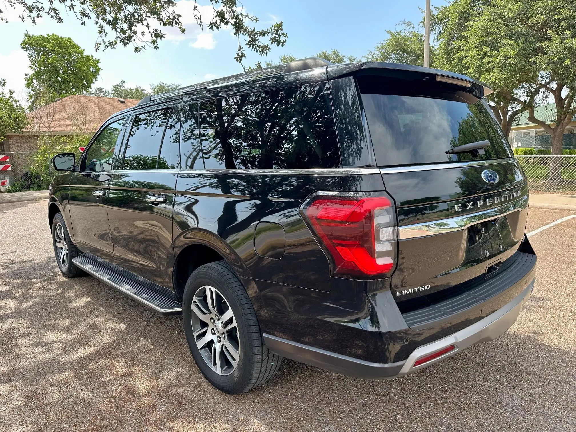2023 FORD EXPEDITION MAX LIMITED  