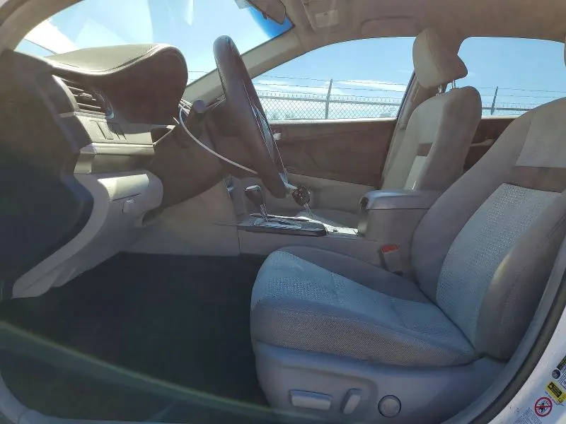2012 TOYOTA CAMRY LE  