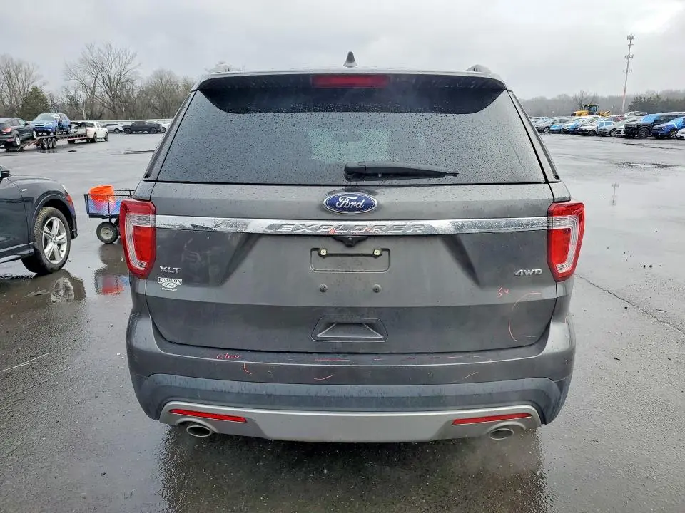 2016 FORD EXPLORER XLT  