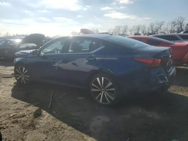 2022 NISSAN ALTIMA SR  
