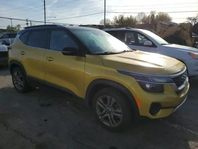 2022 KIA SELTOS S  