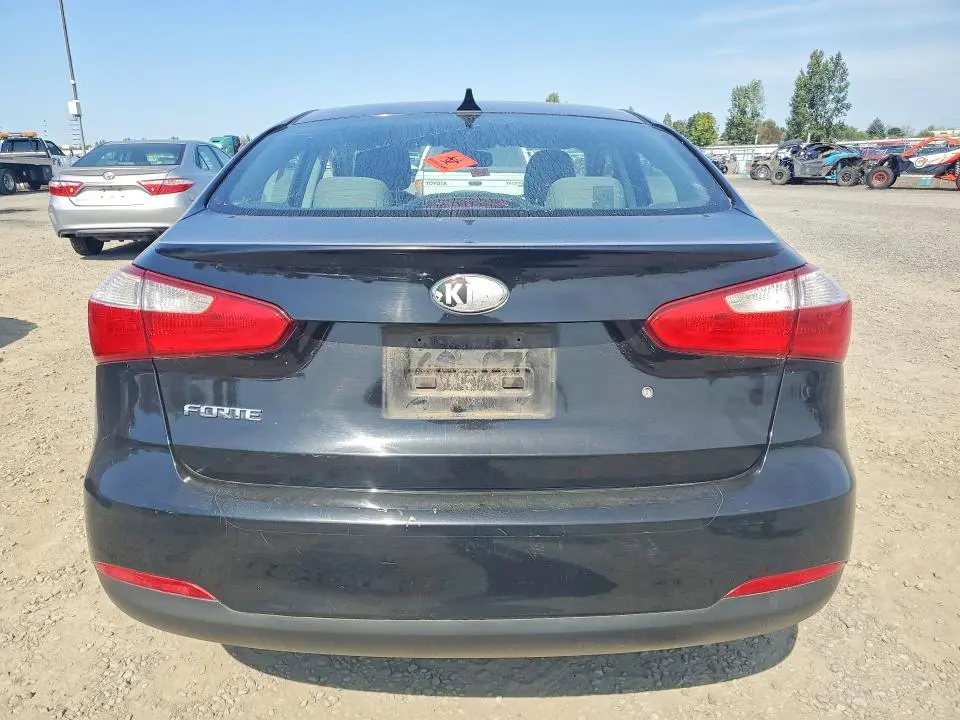 2015 KIA FORTE LX  