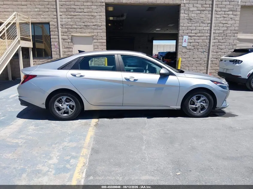 2021 HYUNDAI ELANTRA SE