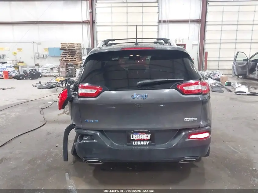 2018 JEEP CHEROKEE LATITUDE PLUS 4X4