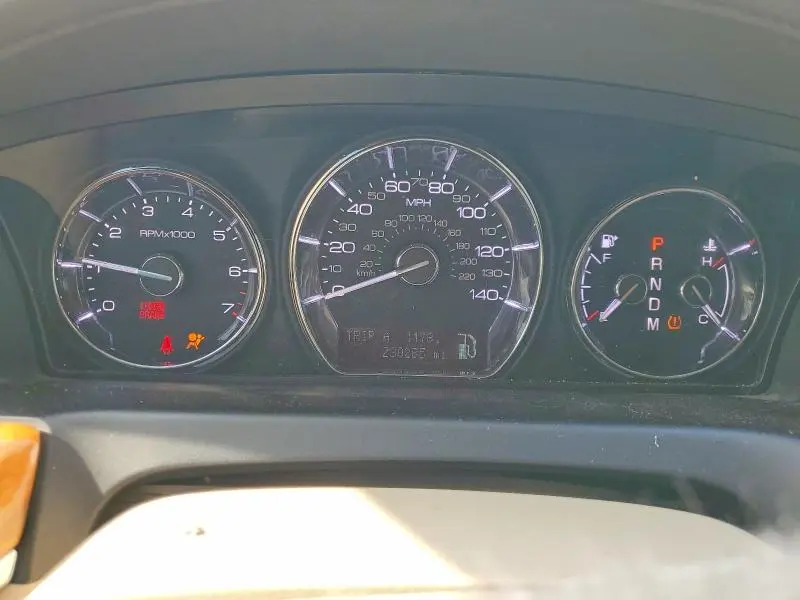 2011 LINCOLN MKS   