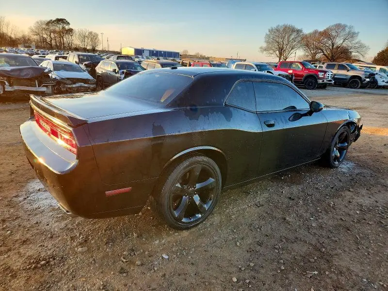 2013 DODGE CHALLENGER SXT  