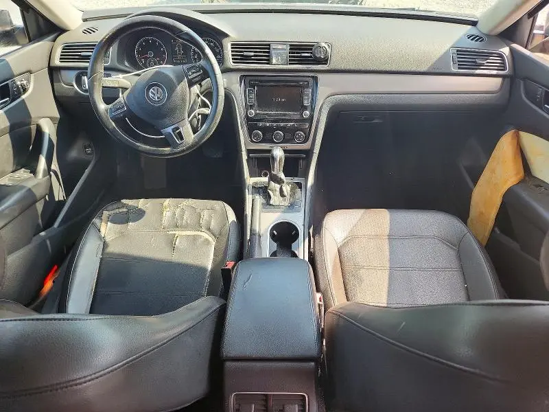 2014 VOLKSWAGEN PASSAT SE  