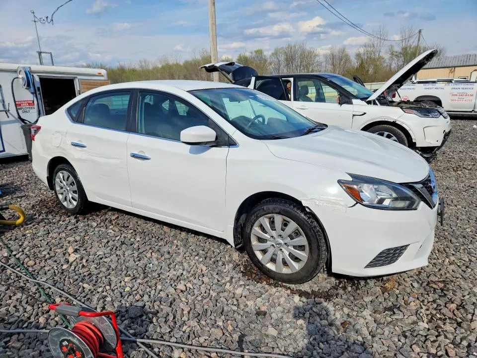 2016 NISSAN SENTRA SV  