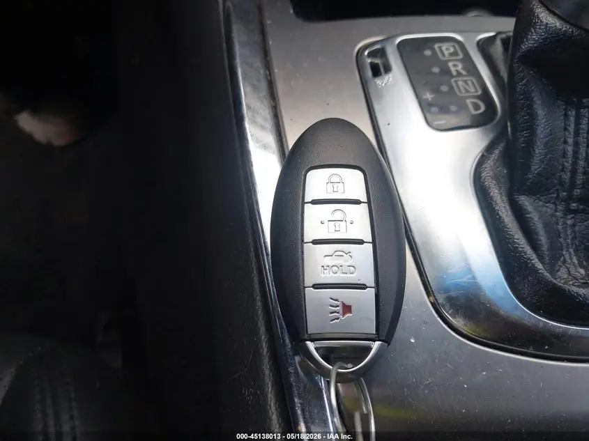 2013 INFINITI G37  