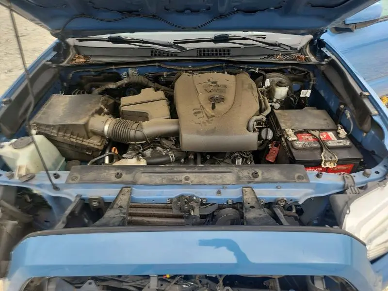 2019 TOYOTA TACOMA SR5 V6  