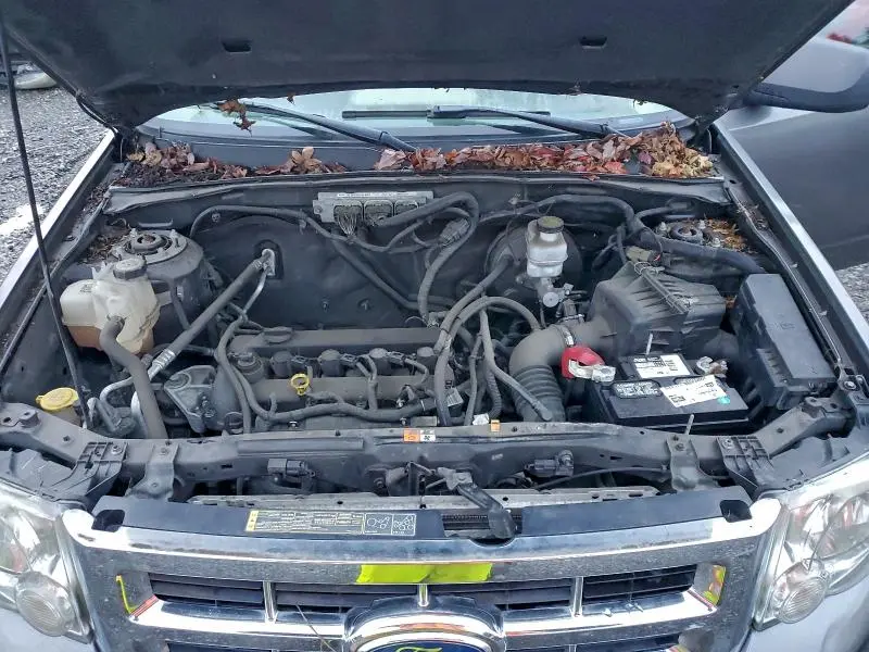 2012 FORD ESCAPE XLS  