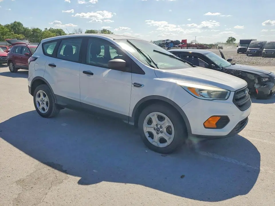 2017 FORD ESCAPE S  