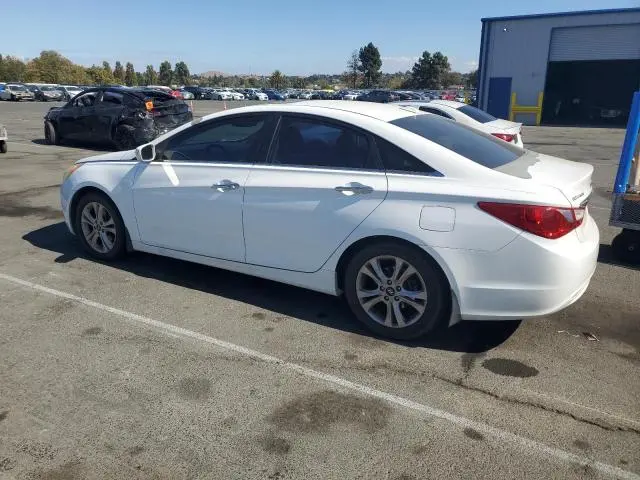 2013 HYUNDAI SONATA SE  