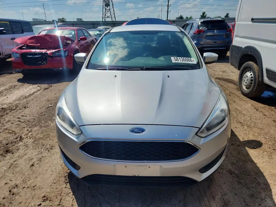 2018 FORD FOCUS SE  