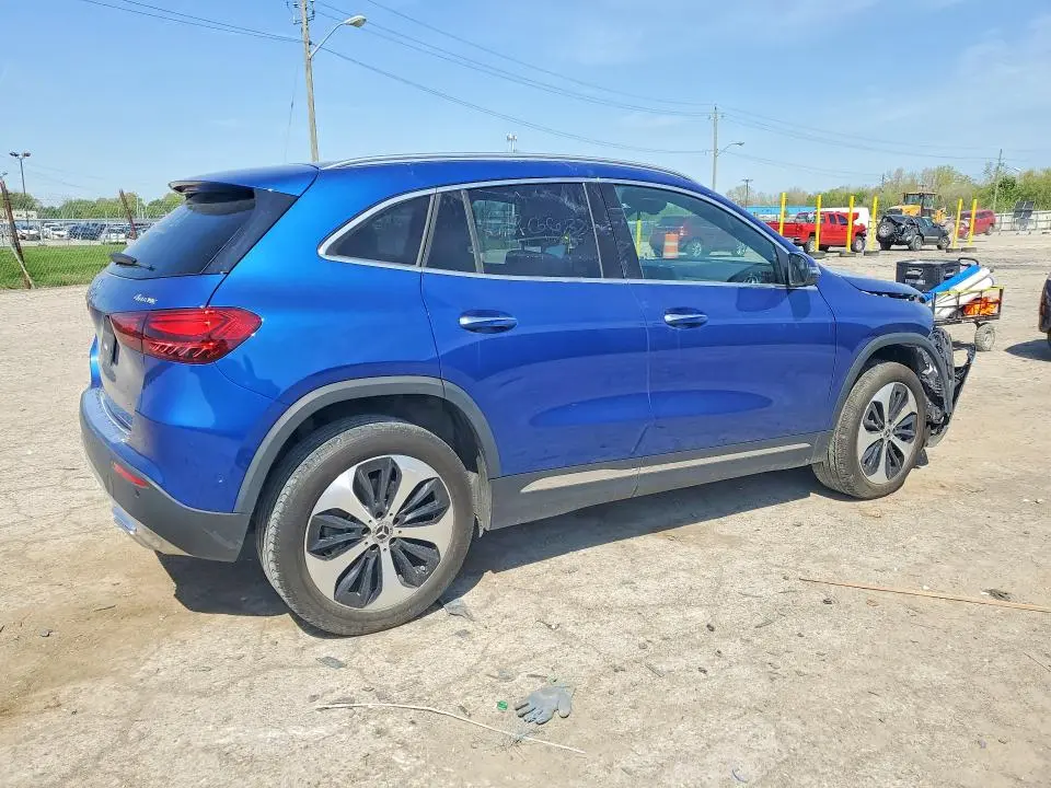 2025 MERCEDES-BENZ GLA 250 4MATIC  