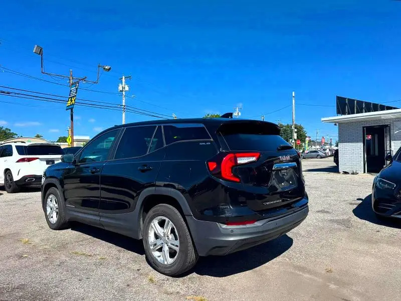 2022 GMC TERRAIN SLE  