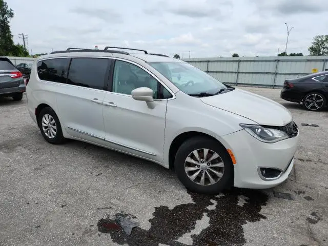 2017 CHRYSLER PACIFICA TOURING L  