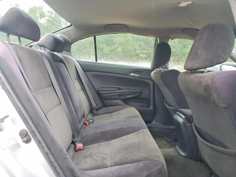 2010 HONDA ACCORD LXP  
