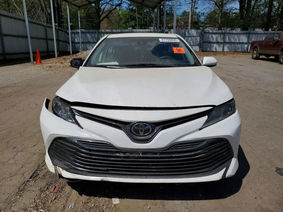 2019 TOYOTA CAMRY LE  