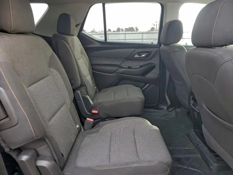 2020 CHEVROLET TRAVERSE LT  