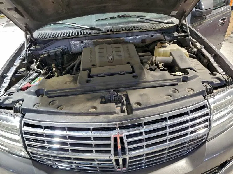 2013 LINCOLN NAVIGATOR   