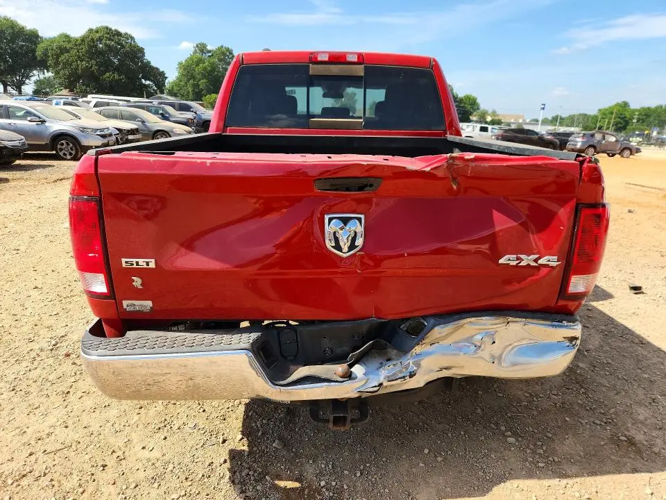2017 RAM 1500 SLT  